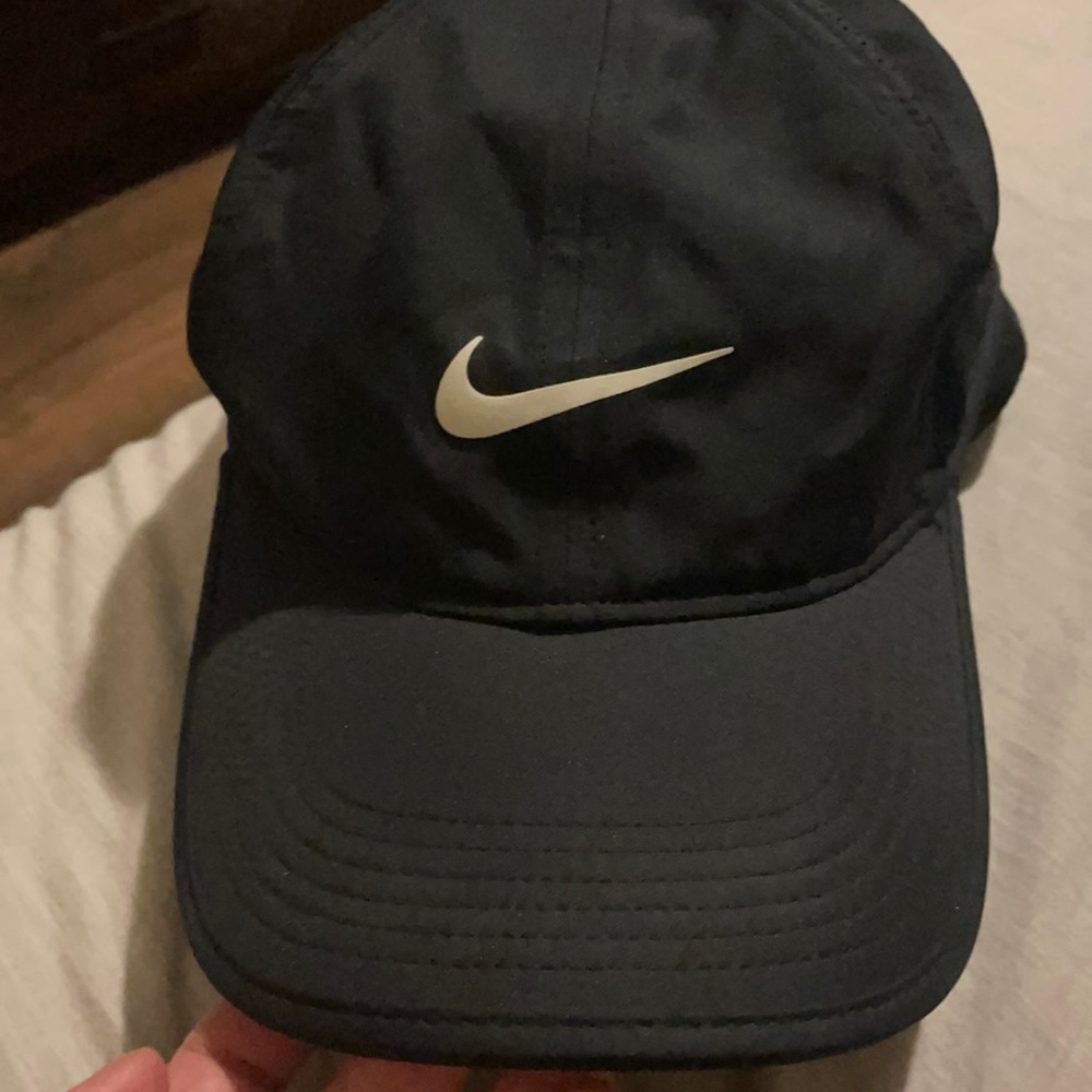 Nike baseball cap.✔️
